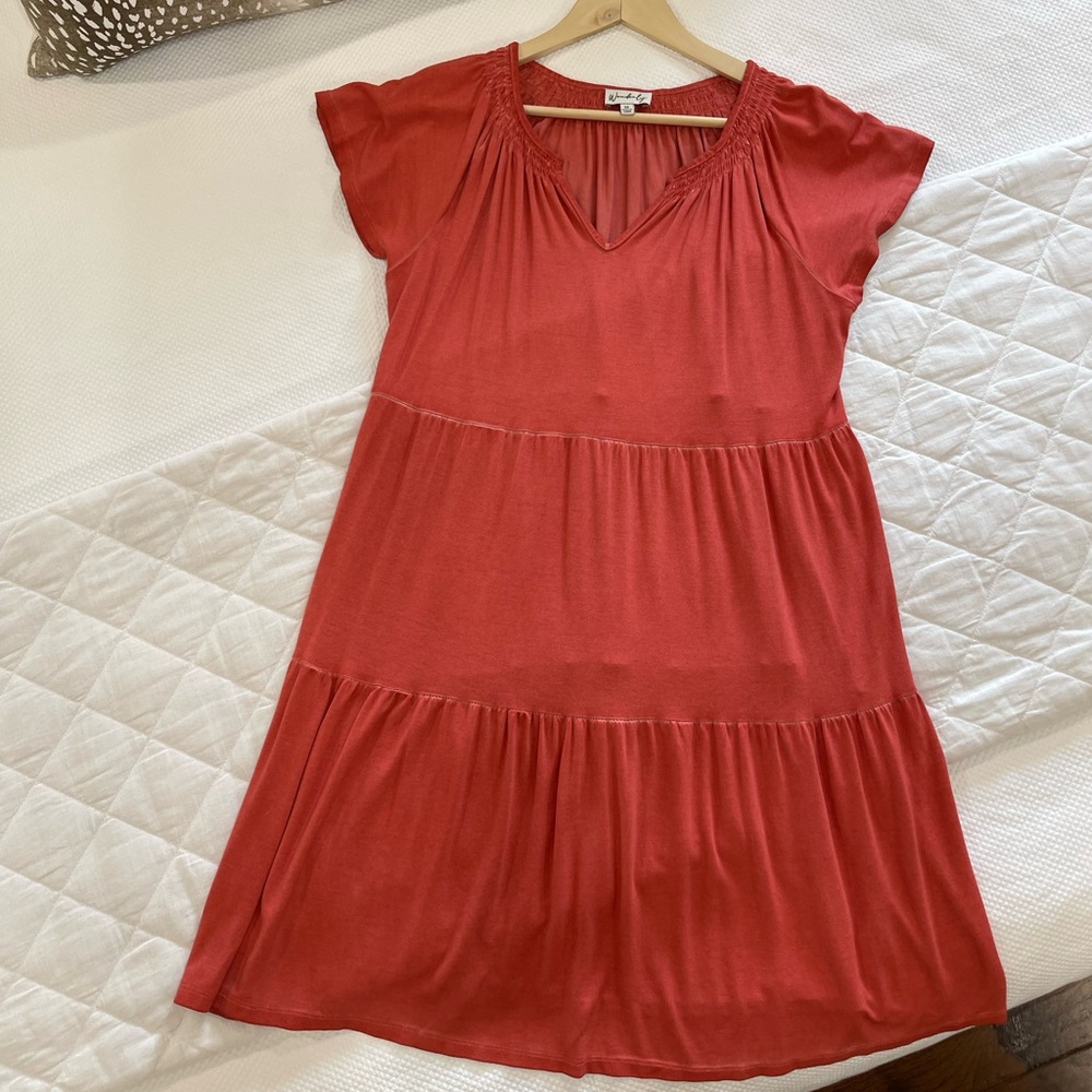 Excellent condition! Tiered Cap Sleeve Dress